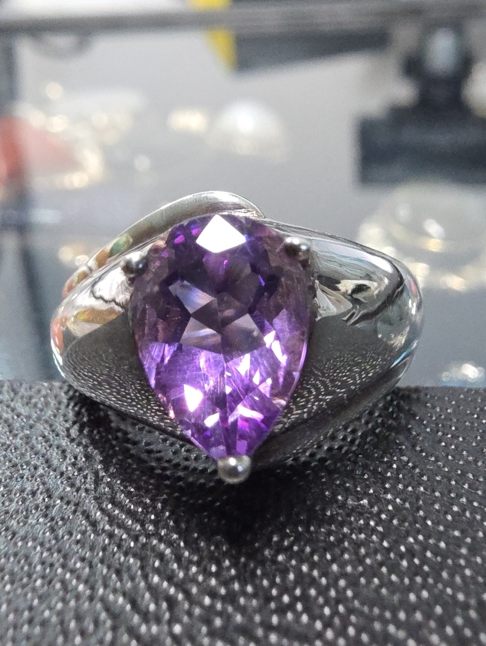 Vintage Sterling Silver 925 Pear-Cut Purple Amethyst Ring